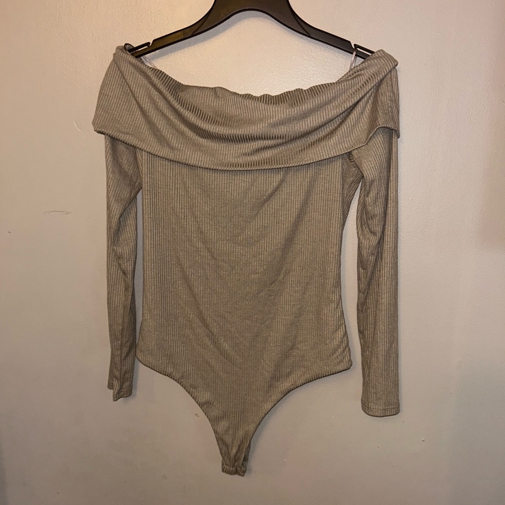 AFRM Tan Ribbed Off Shoulder Fitted Bodysuit - Picture 2 of 8